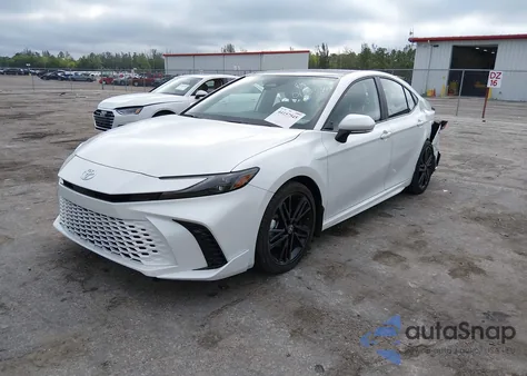 2025 Toyota Camry Xse z USA, uszkodzony, nr VIN 4T1DAACK2SU065540